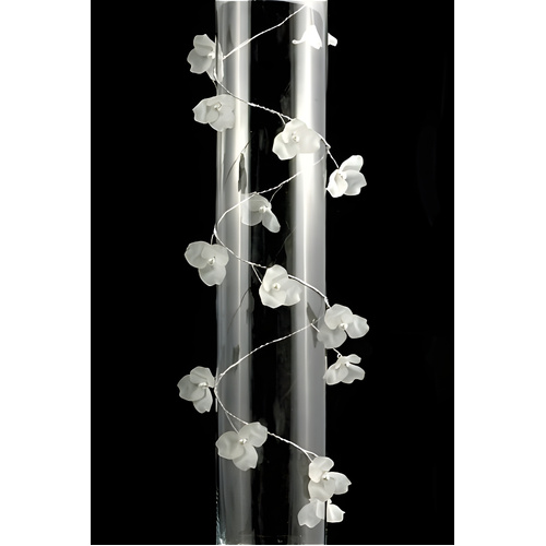 Flower with Pearl Garland